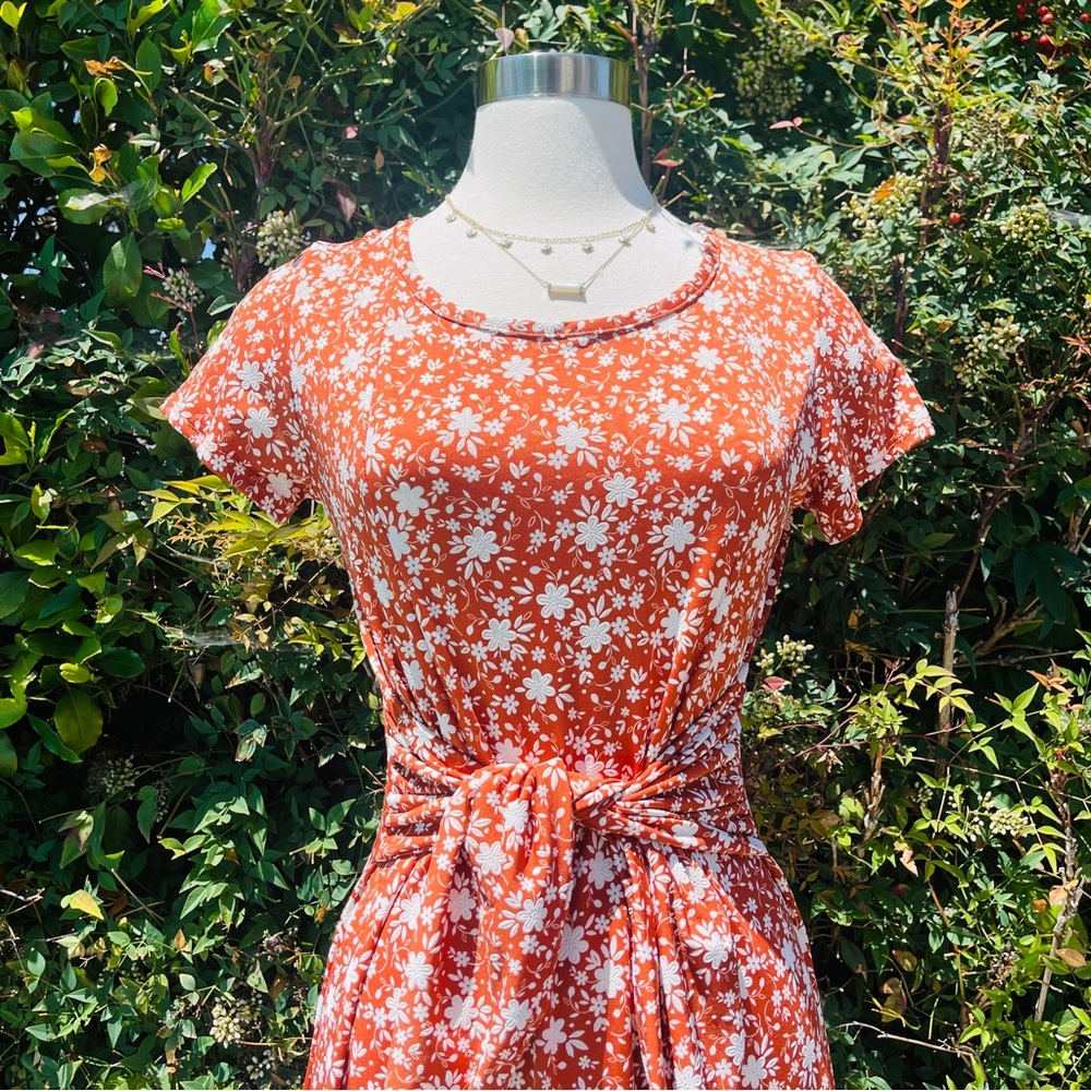 Floral Orange Dress Size small with tie cinch